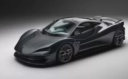 Lanzante 95 59 Redefines the Supercar Rulebook with a Center Seat and Bold Power