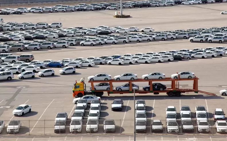 خطوات استيراد سيارة إلى الإمارات