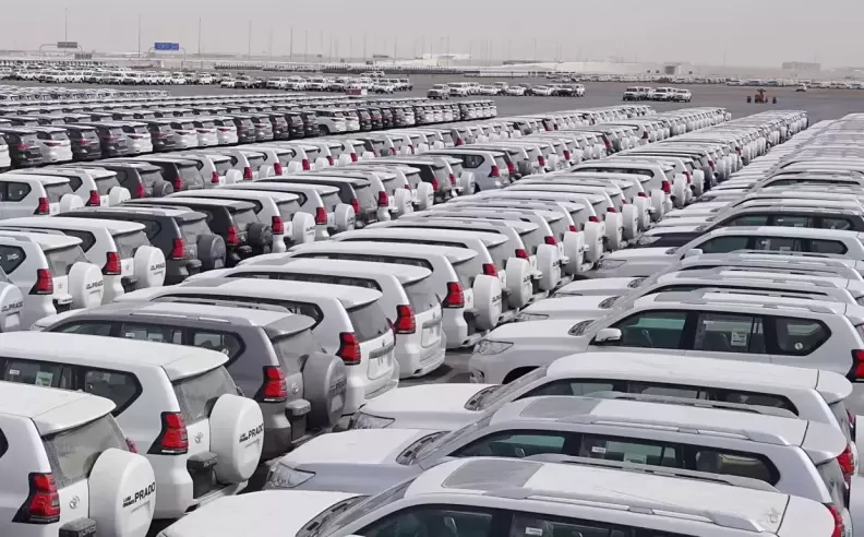 رسوم وتكاليف استيراد سيارة إلى الإمارات