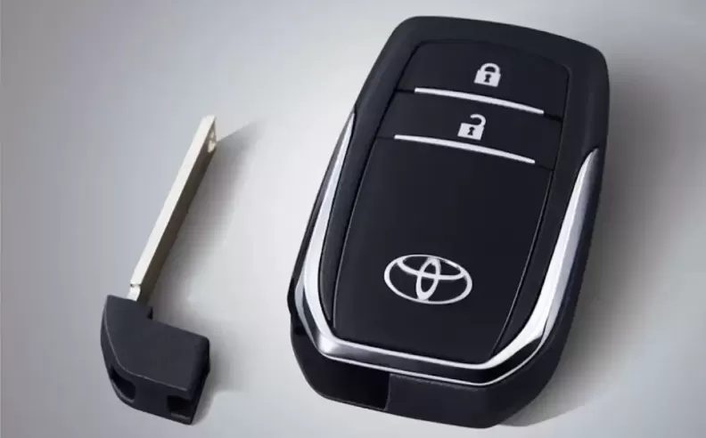 أسئلة شائعة عن تغيير بطارية مفتاح السيارة