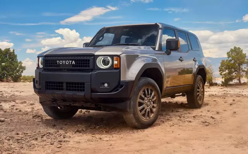 سيارات الدفع الرباعي SUV للعائلات والطرق المتنوعة