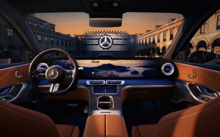 Inside the All New Electric GLC A Home Like Experience with MB.OS