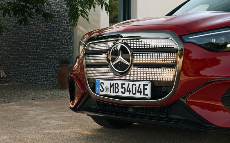 إطلاق GLC الكهربائية الجديدة من مرسيدس-بنز