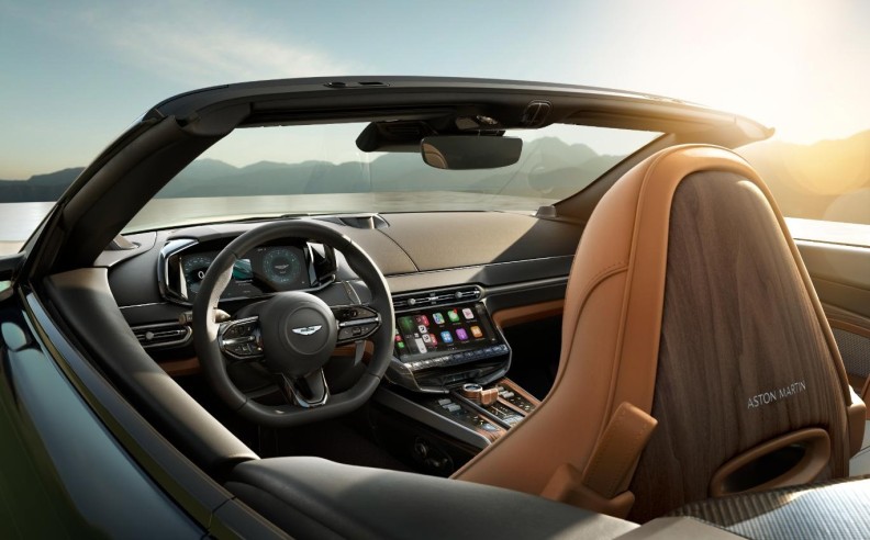 Aston Martin Vanquish and DB12 Volante Performance Highlights