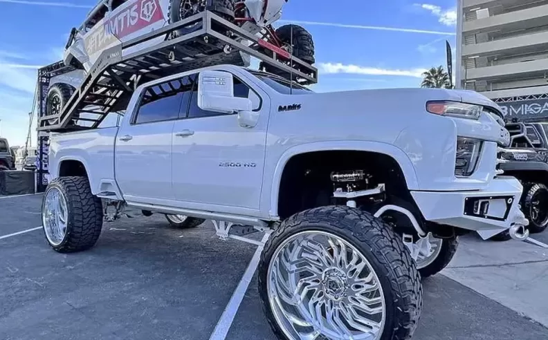 Pickup Trucks from Another Planet