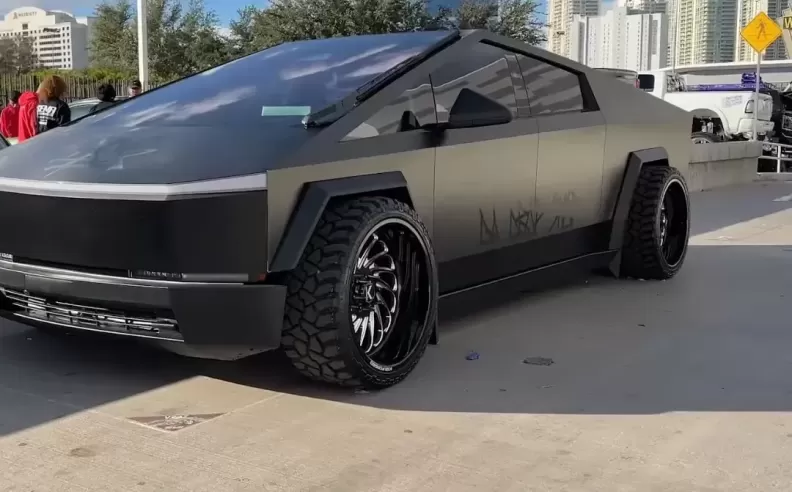 Cybertruck Takeover and Off Road Madness