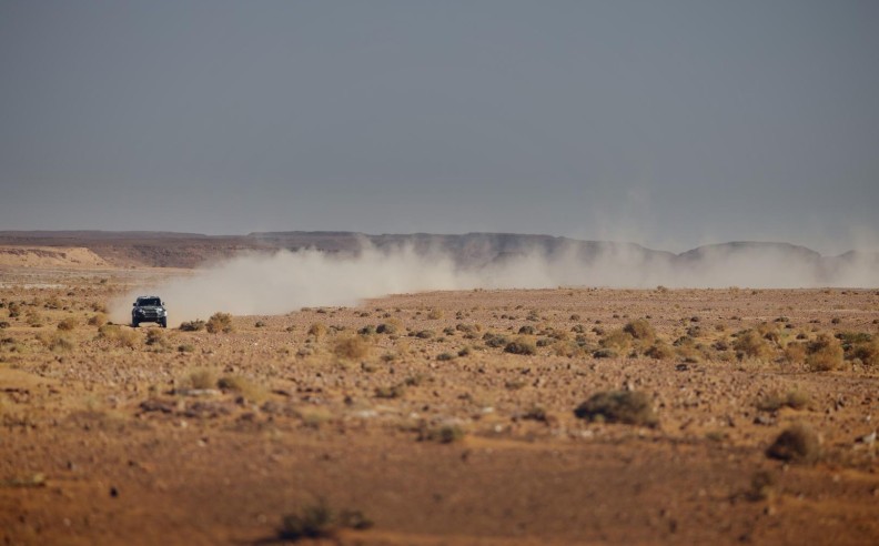 Defender Rally Team Prepares for Dakar with Ian James