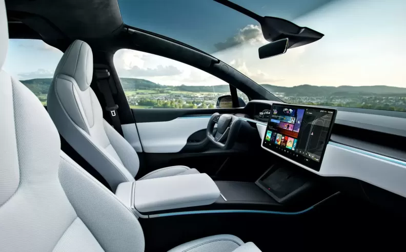 تسلا موديل X: الاستثناء العملي