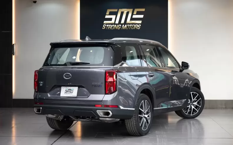 Sculpted Looks with Premium Touches