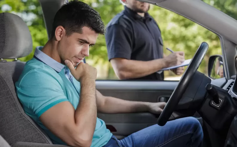 الركاب ومخالفات المرور في الإمارات: ما الذي يجب أن تعرفه كسائق؟