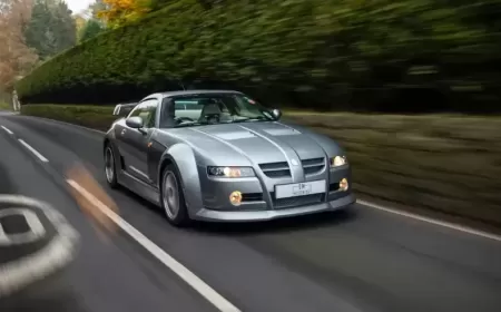 MG XPower SV-R Turns 20 and Hits the Market as a Rare British Icon