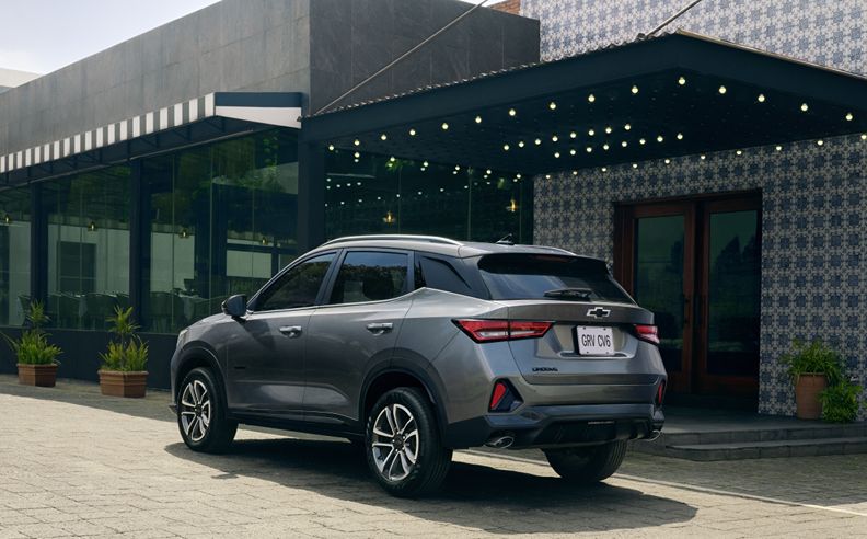 شفروليه جرووف الجديدة كلّياً للعام 2026 أصبحت متوفرة الآن في مختلف أنحاء المنطقة