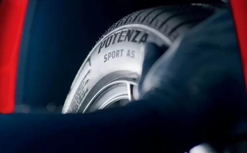 أسئلة شائعة عن إطارات الأداء العالي