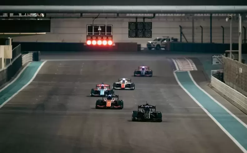 سباق الفضة: اختبارات القوة للفرق الصاعدة