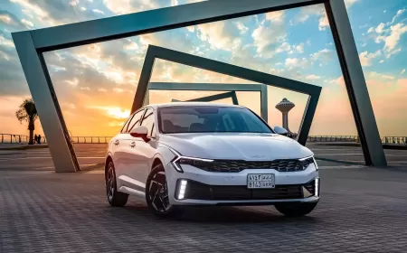 كيا K5 2025 في السعودية: الأسعار والفئات والمواصفات الكاملة للمحرك والتصميم والتقنيات