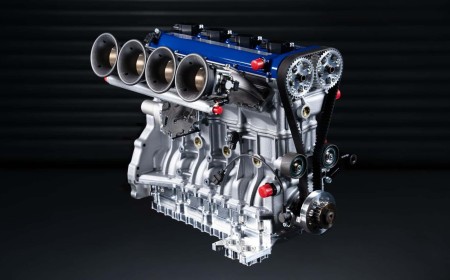 محرك رباعي الأسطوانات يصل إلى 10,000 دورة في الدقيقة ثورة جديدة تثبت أن محركات الاحتراق لم تنتهِ بعد