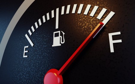 هل يمكن أن يتعطل مؤشر الوقود في السيارة؟ الأسباب والأعراض وطرق الإصلاح