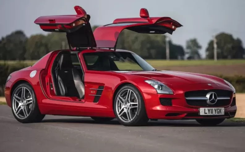 Mercedes Benz SLS AMG