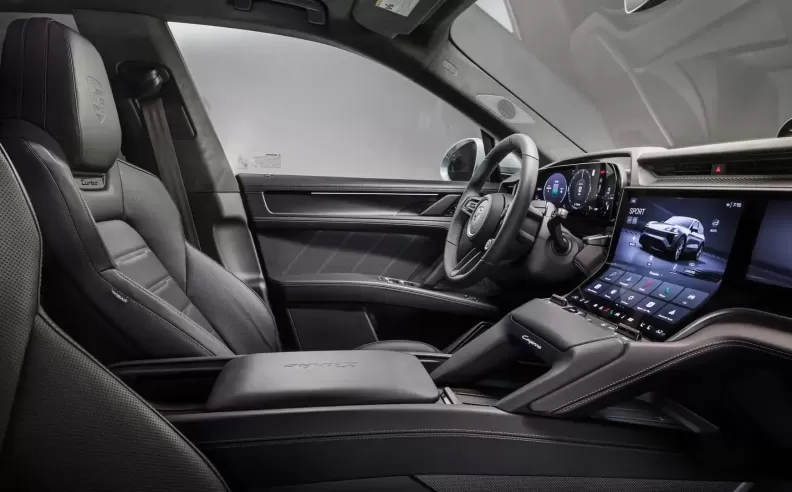 مقصورة رقمية بالكامل لكنها لا تزال بورشه