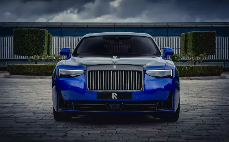 Rolls Royce Ghost Gamer Takes Classic Arcade Vibes to American Luxury