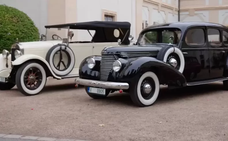 قيادة شكودا 1926: آلة زمن تسير على أربع عجلات