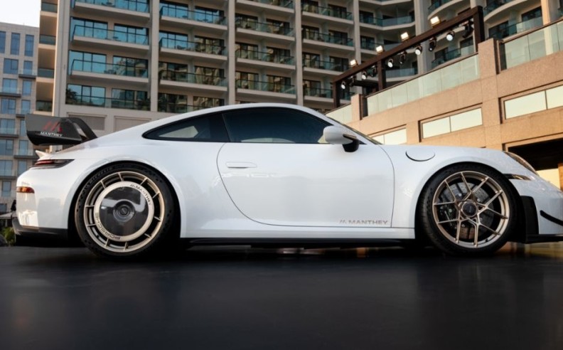 Icons of Porsche Festival Draws Record Crowds and Global Enthusiasts