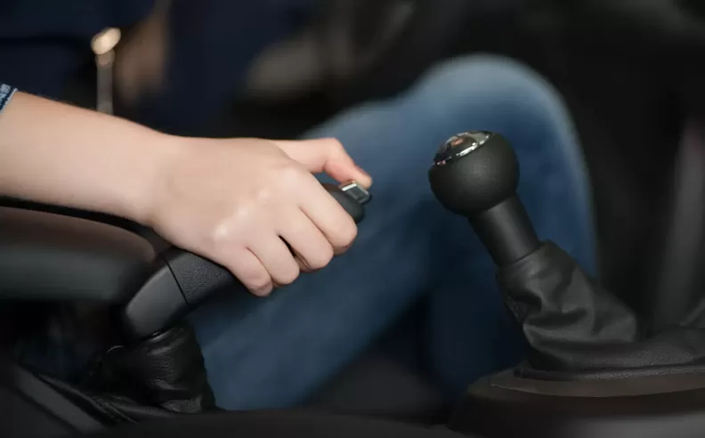 لماذا يحدث فشل المكابح؟