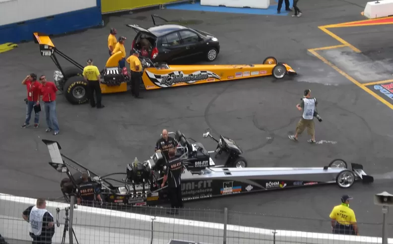 Top Alcohol Dragsters and Funny Cars