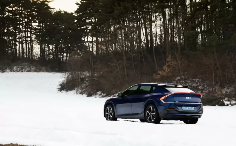 One Key Feature That Boosts EV Winter Range: Discover the Secret to Better Cold Weather Driving