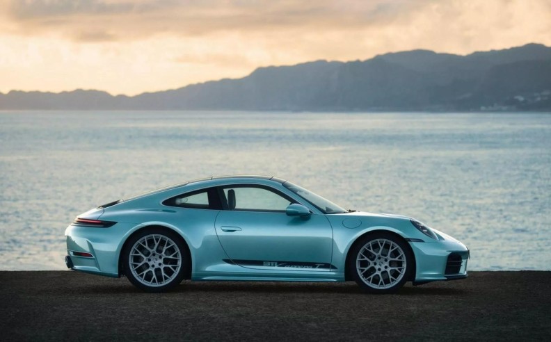 ألوان مستوحاة من المحيط الهادئ