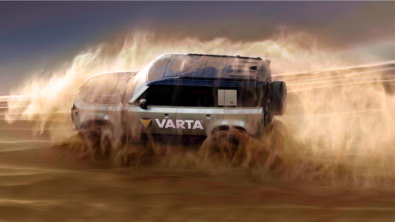 كلاريوس تطرح تشكيلتها الموسّعة من البطاريات في أوتوميكانيكا دبي