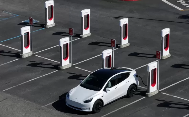 تطور التقنية: من V2 إلى V4