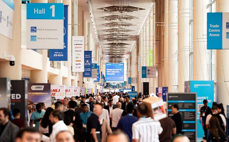 معرض أوتوميكانيكا دبي 2025 يستكشف دور الذكاء الاصطناعي في مستقبل التنقل