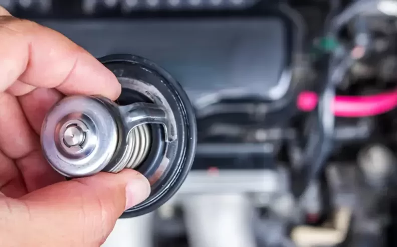 Spotting Thermostat Trouble and Knowing When to Replace It