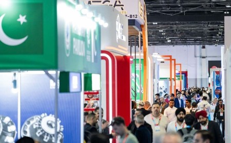 الأمين العام للتجارة الحرة الأفريقية يستعرض مستقبل سوق خدمات المركبات في أفريقيا خلال أوتوميكانيكا دبي 2025