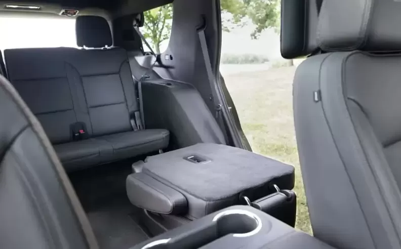 Roomiest Third Row SUVs for 2026 Built for Big Families in the GCC