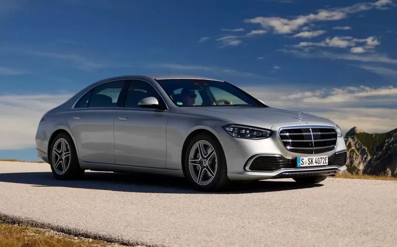مرسيدس بنز S580e: الفخامة مع أطول مدى كهربائي