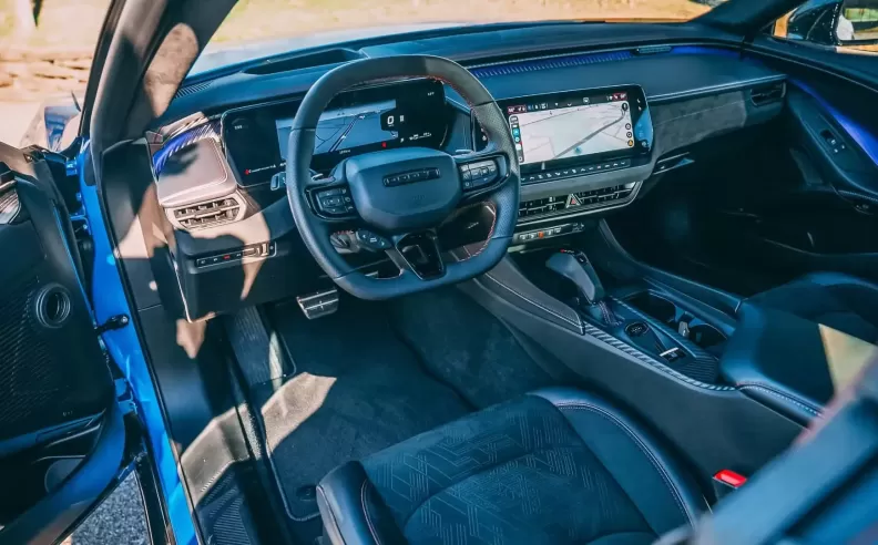 Scat Pack Sixpack: القوة بلا تنازلات