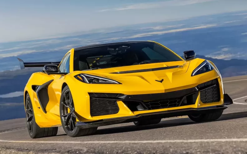 Gas Engines Make a Comeback in 2025 What It Means for Car Buyers