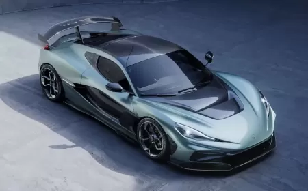 أفضل السيارات الخارقة لعام 2025: عام الجنون المطلق وكسر الأرقام القياسية