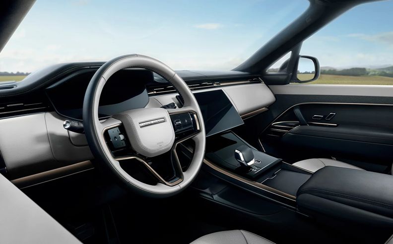 Range Rover Bespoke: A Record Year and Breakthrough Paint Innovation