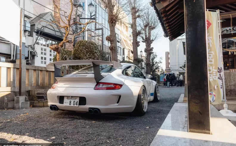 Why Japan Loves Classic Porsche Cars