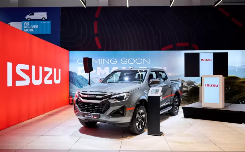 تجربة تفاعلية: أكثر من مجرد عرض خلف الزجاج