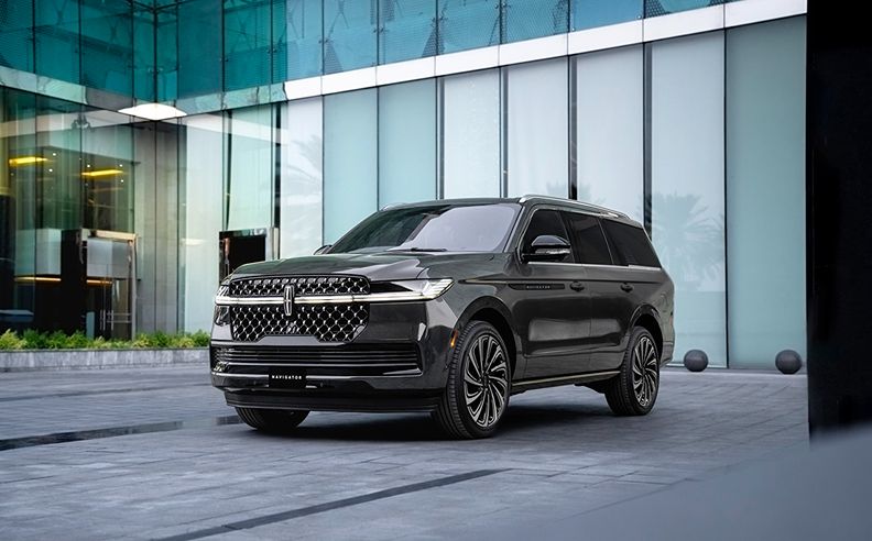 Fit for a Full Family of Stargazers, and Perfect Private Drive-In Cinema Adventures