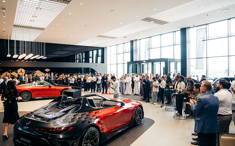 رؤية مرسيدس-بنز المستقبلية ودور قرقاش في تعزيز التجربة