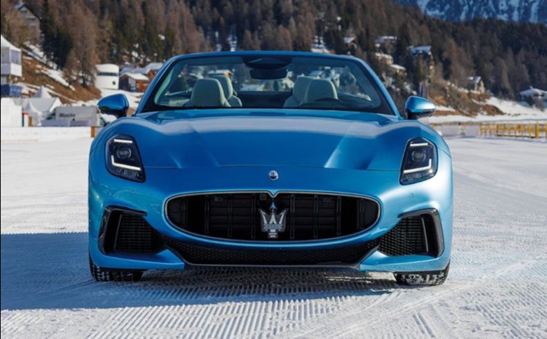 مازيراتي تحتفل بمئوية الرمح الثلاثي في ذا آيس سانت موريتز