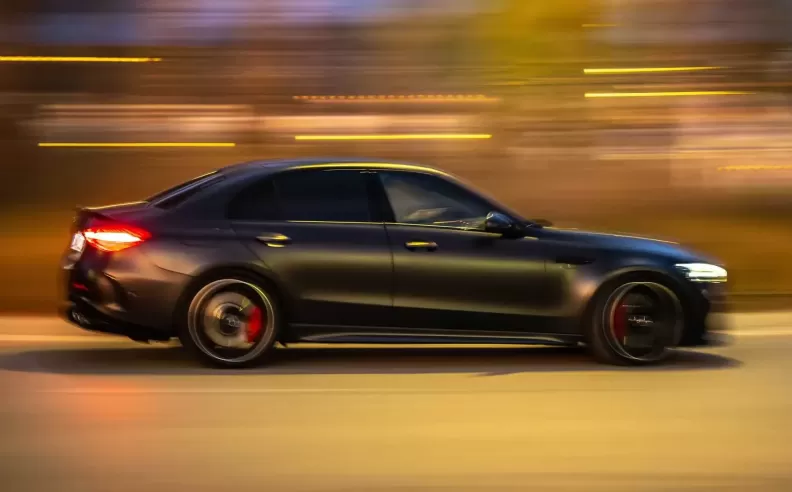 رسمياً: مرسيدس تنهي حقبة الأربع أسطوانات في AMG C63