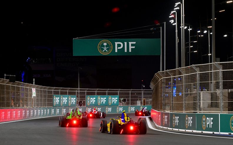 Race Strategy & Standings