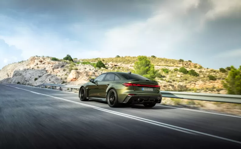 تقنيات الأمان والاتصال الضوئي